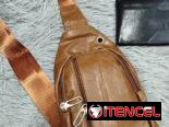 Bolso de hombre con billetera.   10 USD