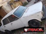 Lada motor 2105,año 1983,caja 5ta,cadena plástica.
