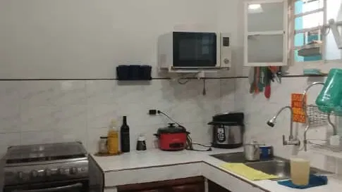 Casa Playa 5/4, 4 baños,con piscina, garage, no patio por 84y13 110mRoxana 53582376