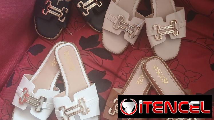 Sandalias, zapatillas