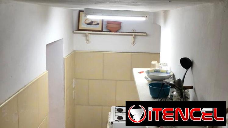 Se RENTA apartamento independiente en el VEDADO 300 usd renta lineal
