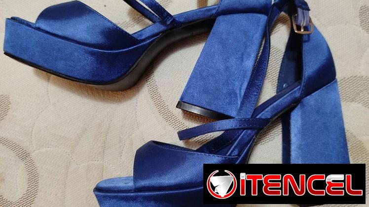 Sandalias azul eléctrico de lujo #37.5 -38 usd