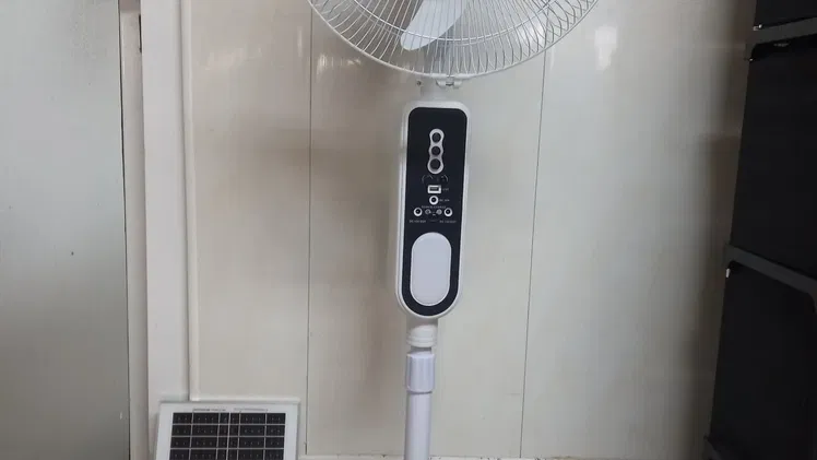Ventilador recargable Stavel. Venta por unidad y cantidad
