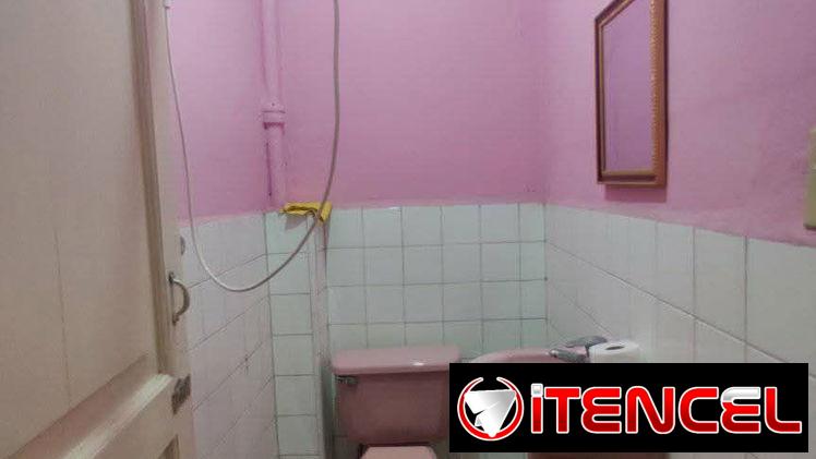 Amplio biplanta en altos en Marianao, con 4 habitaciones y 3 baños !!!