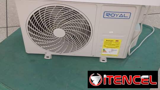 Split marca Royal 1tonelada 220v