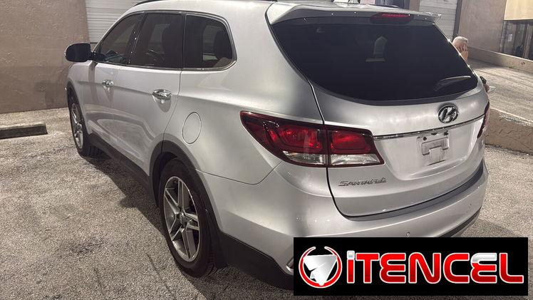 Vendo o negocio yhunday Santa Fe del 2017 full limited
