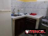 Apartamento primer piso frente calle en el vedado