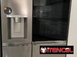 Refrigerador LG Americano TOC TOC 23 pies Side By Side Instaview Door-In-Door con dispensador de agua y hielo $2360 USD
