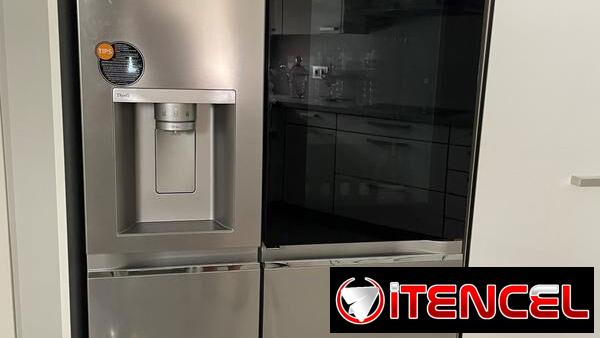 Refrigerador LG Americano TOC TOC 23 pies Side By Side Instaview Door-In-Door con dispensador de agua y hielo $2360 USD