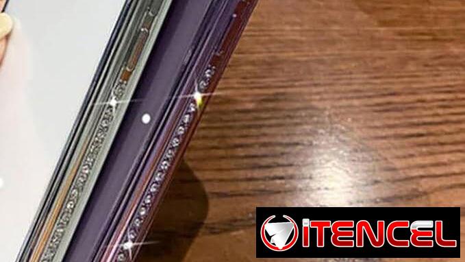 Funda Glitter Kickstand para Samsung Galaxy S23 Ultra con diseño brillante y soporte | videojuegoshabana.com