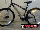 *Bicicleta de montaña 27.5 Huffy* Precio 200usd Colores: negro y morado
