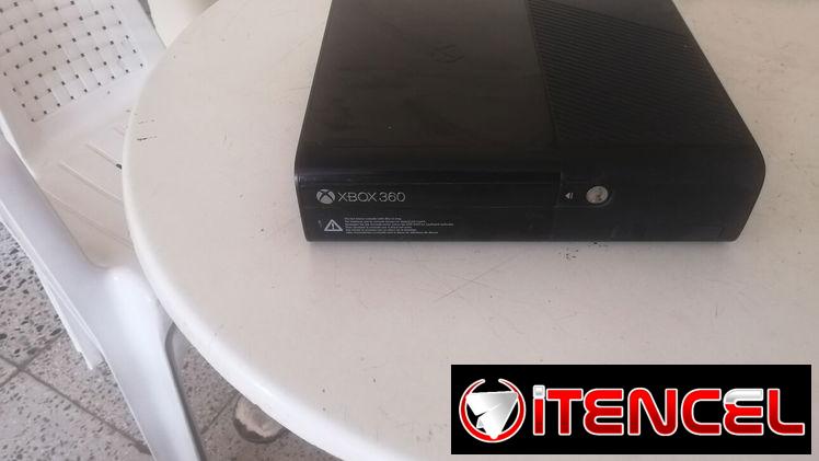 Xbox 360 de uso en muy buen estado