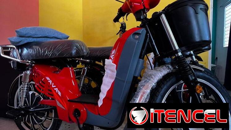 De venden motos de combustión , motos eléctricas , bicicletas electricas y mucho más