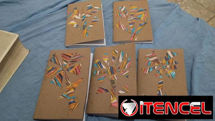 Libretas y cuadernos de estilos diferentes y tamaños variados