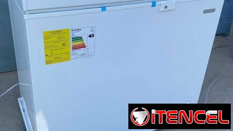 Neveras marca Royal de 10 Pies Cubicos New Caja !