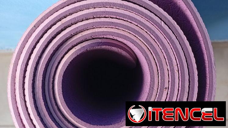 Estera de yoga auténtica