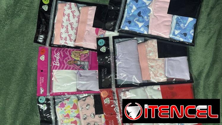 Calzoncillos de hombre, blúmer de niñas y calzoncillos de niño
