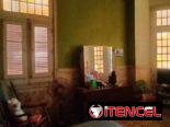 Casa en Zona vibrante de letras del Vedado !!!