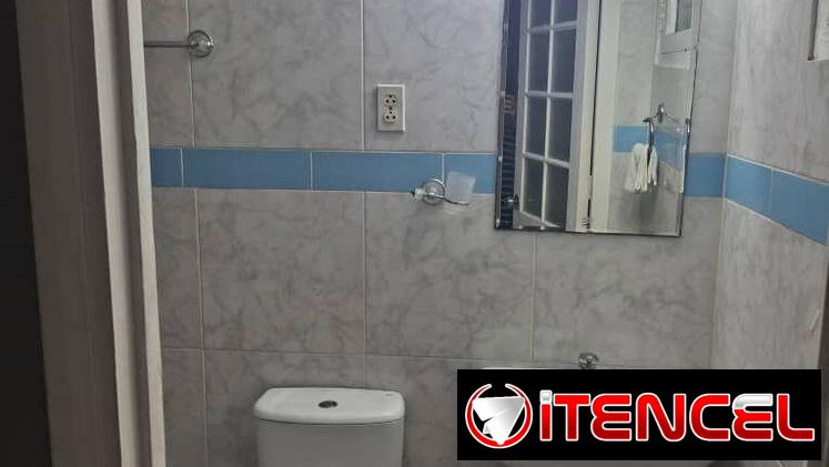 🛋️🛏️ Apartamento privado en Habana Vieja – 3 habitaciones con baño privado REF 1333