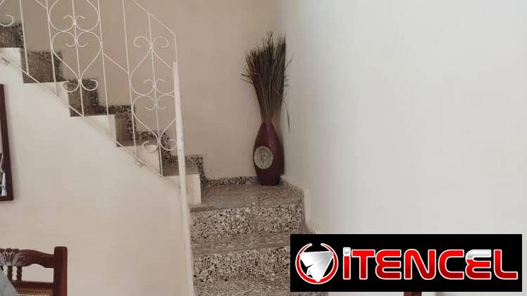 Vendo piso centrico en el Vedado