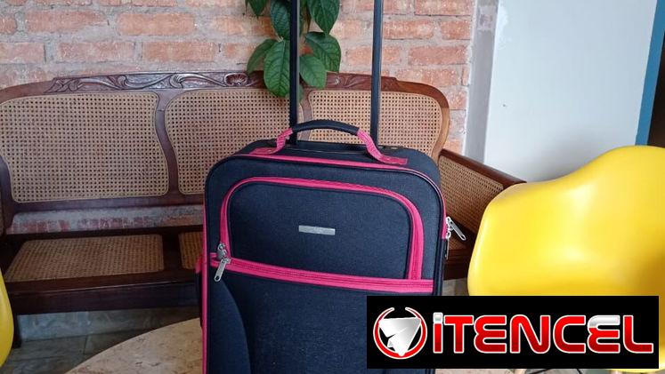 VENDO MALETAS DE VIAJE, VARIOS MODELOS Y TAMAÑOS 52425349