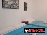 Hostal en el centro del vedado con 1400m²..con 7 habitaciones. Piscina…y mucho mas.