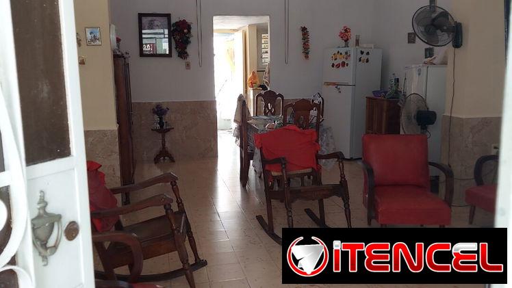 Casa amplia  3/4  cerca d Primelles y Czda del Cerro