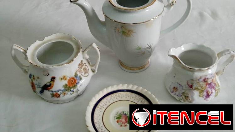 Piezas de Vajillas antiguas con dibujos de colores