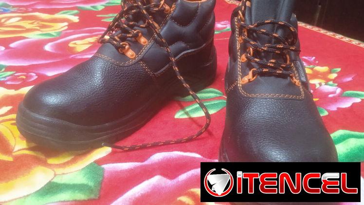 Botas de trabajo # 42 en venta