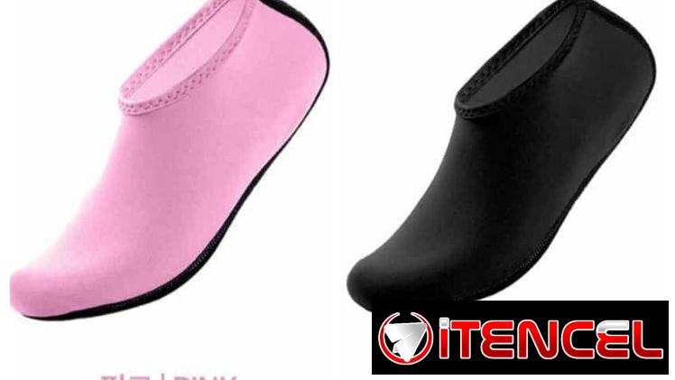Zapatillas antideslizante para diversos usos como caminar dentro de la casa para la playa y nada y practicar danza.