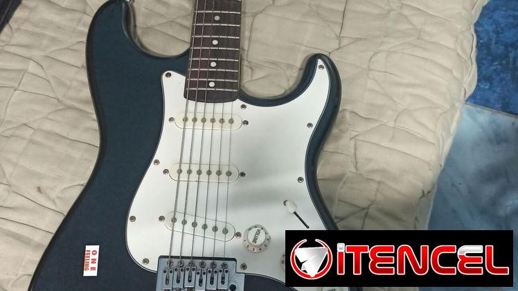 Guitarra electrica modelo Strat