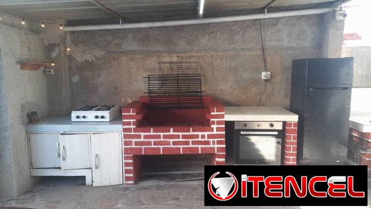 Aprovecha Rebaja de precio , playa de Guanabo ,casa con piscina+53 52463651 ,tres habitaciones , N