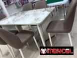 Mesa pegable y juego de comedor