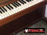 🎹 PIANO VERTICAL GORS AND KALLMAN – OPORTUNIDAD 🎹 Se vende hermoso Piano vertical Gors and Kallman, ideal para estudia