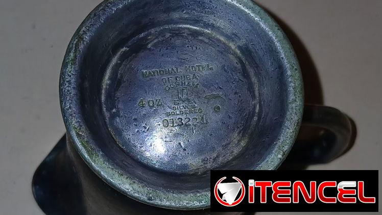 Salsera Norteamérica perteneciente a la vajilla del Hotel Nacional de Cuba