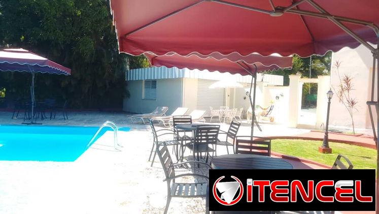Excelente renta en el residencial reparto Siboney, 4 habitaciones, piscina grande, +53 52463651 privacidad total,L
