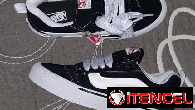 Tenis Vans y Adidas