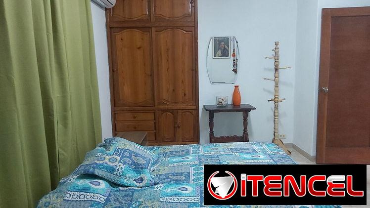 RENTO COMODO Y LINDO APTO. EN EL CENTRO DEL VEDADOO