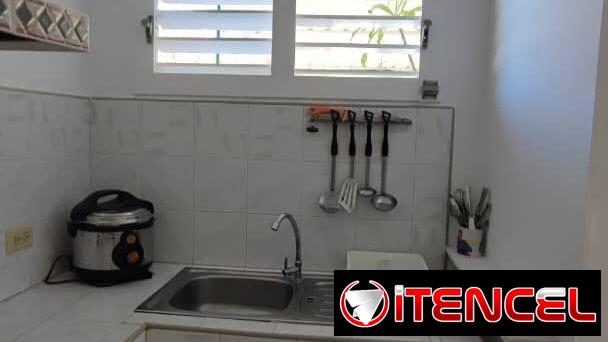 Romántico apartamento con terraza en Nuevo Vedado –respaldo eléctrico. Alquiler de apartamento por tiempo indefido