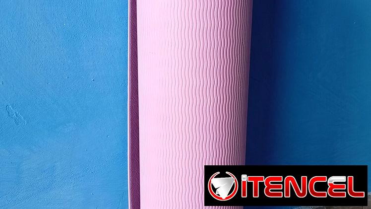 Estera de yoga auténtica