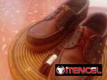 Zapatos deportivos de piel y forrados en piel. Todo cuero con suelas de goma españolas. (# 41-42) (8). Jaimanitas,playa.