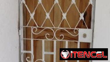 Se hacen Rejas para ventanas, puertas, ventanas de baño y cocina.