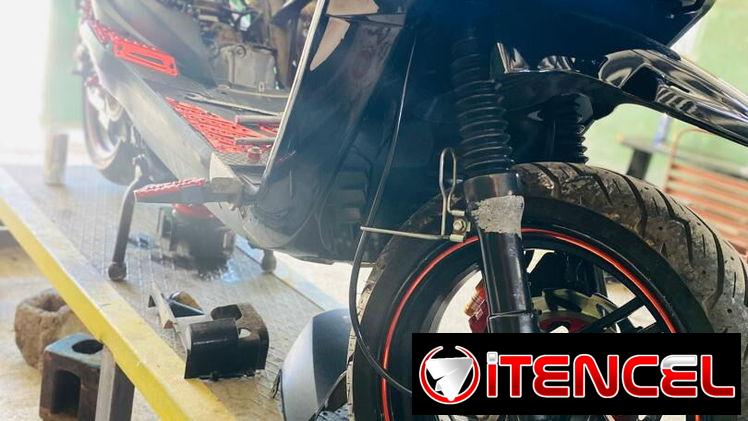 Taller de motos de combustión