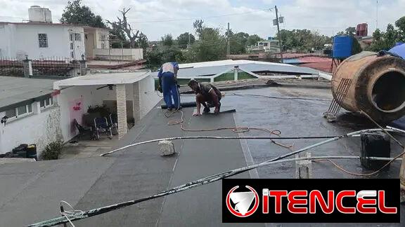 Manta de techo se presta servicio