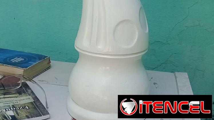 Pieza de ajedrez de madera