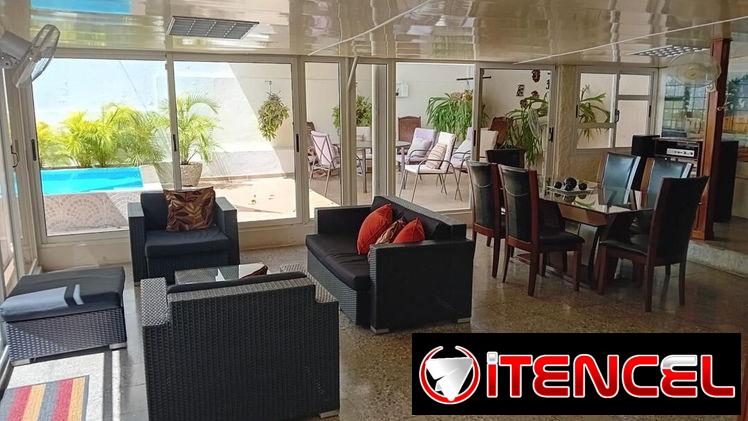 💦Cod.Z CASA CON  PISCINA EN NUEVO VEDADO. 2 HABITACIONES. $150 USD POR DÍA.
