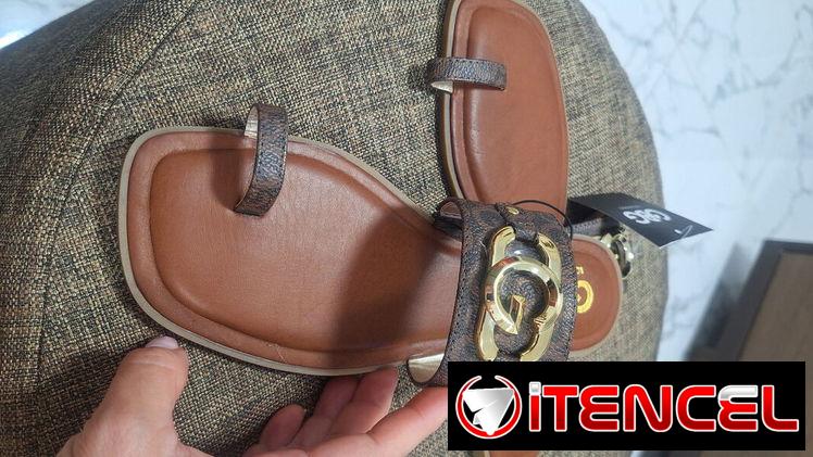 Sandalias Guess