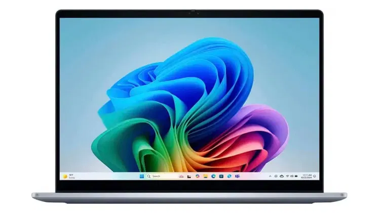 Laptop Dell, 14″ 16GB 1TB SSD, Core Ultra 7 256V