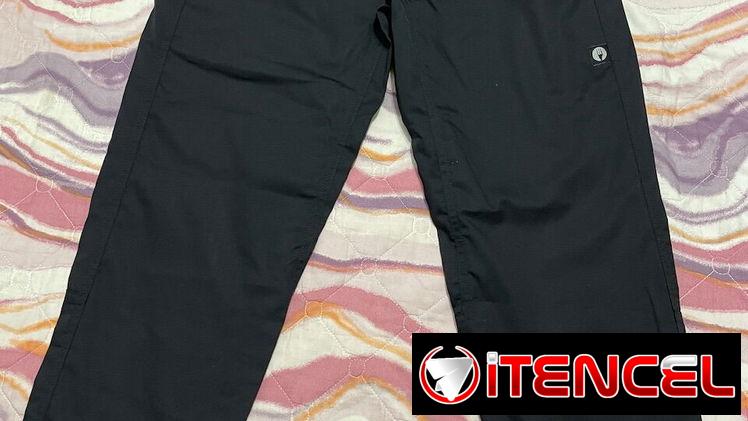 Pantalones para trabajadoras de gastronomía