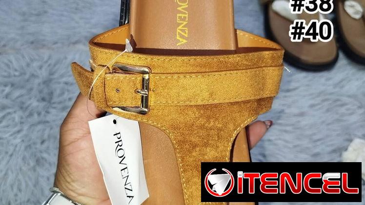 Sandalias de mujer .   15 USD